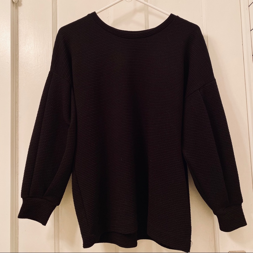 ♟ Bobeau Black Balloon Sleeve top from Nordstrom